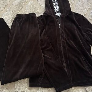 Dressbarn Chocolate Velour Set with Animal Print